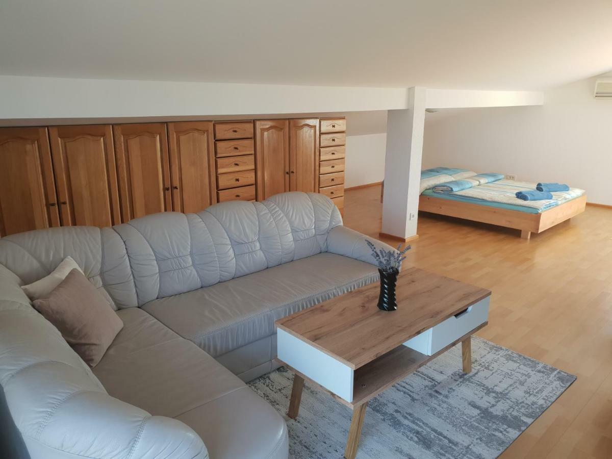 Apartment Luca Pula Ngoại thất bức ảnh